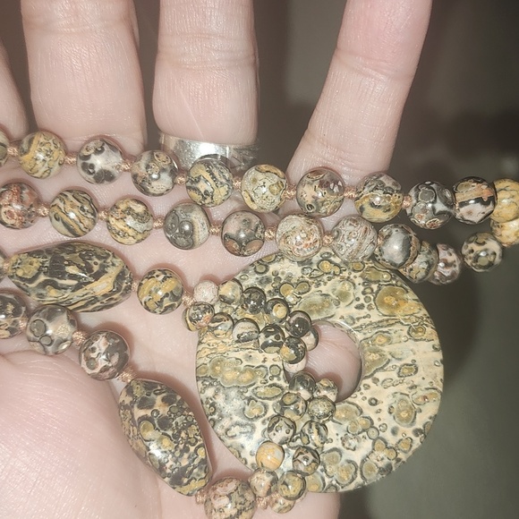 Leopard Skin Jasper Stone Necklace with Pendant - Picture 4 of 4